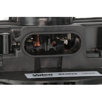 VALEO Innenraumgebläse 884633 für 6001547691