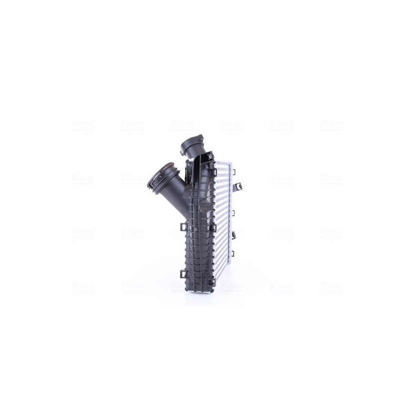 NISSENS Ladeluftkühler 96688 für 7L0.145.803 A