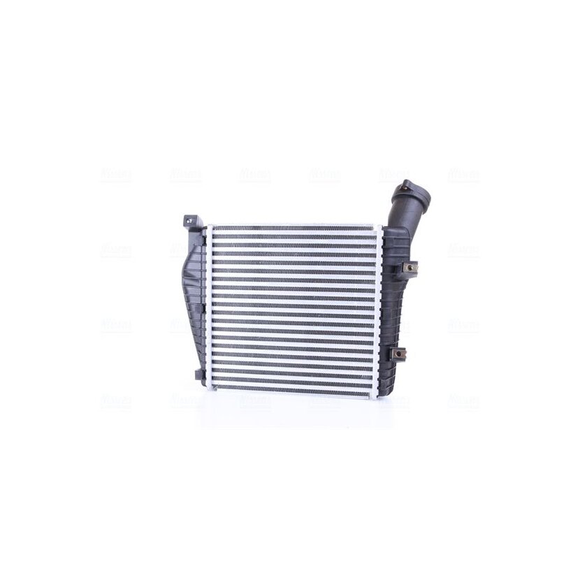 NISSENS Ladeluftkühler 96688 für 7L0.145.803 A