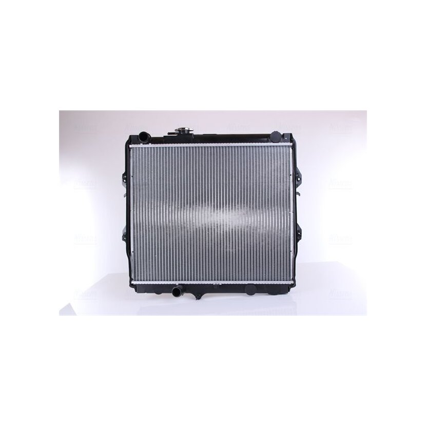 NISSENS Kühler, Motorkühlung 64683A für 16400-5B590