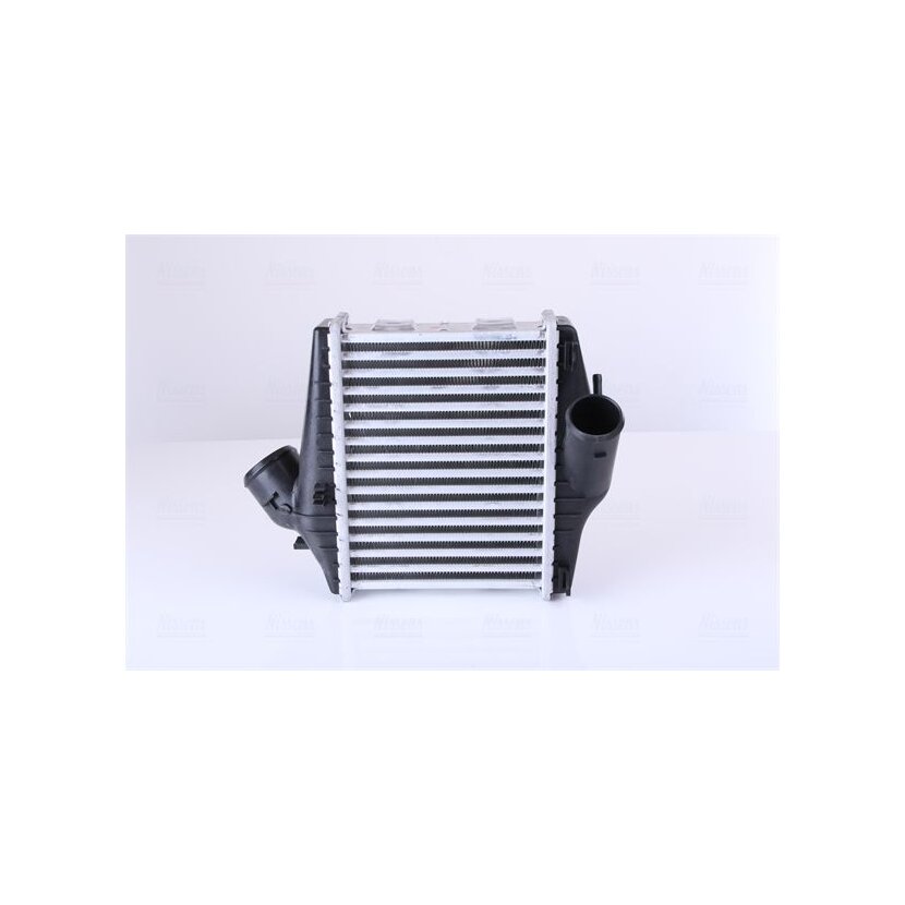 NISSENS Ladeluftkühler 96579 für 451 501 02 01