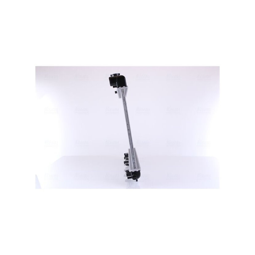 NISSENS Kühler, Motorkühlung 67704A für 45111-FA200