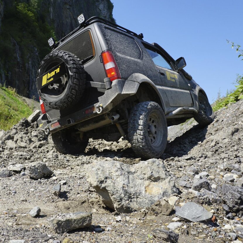 horntools Suzuki Jimny FJ Heck Stoßstange Stahl mit Ersatzradaufhängung - HWBREJIM001